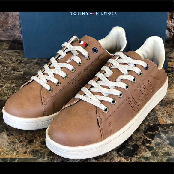 Tommy Hilfiger Men's Lutwin Sneakers - Picture 7 of 16